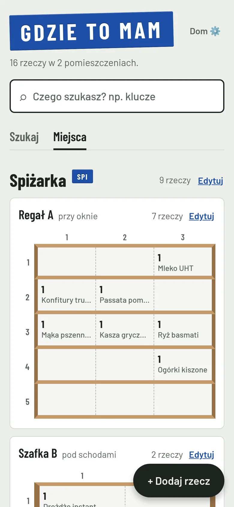Zakładka Miejsca: rysunek regału A w spiżarce z nazwami rzeczy na półkach.